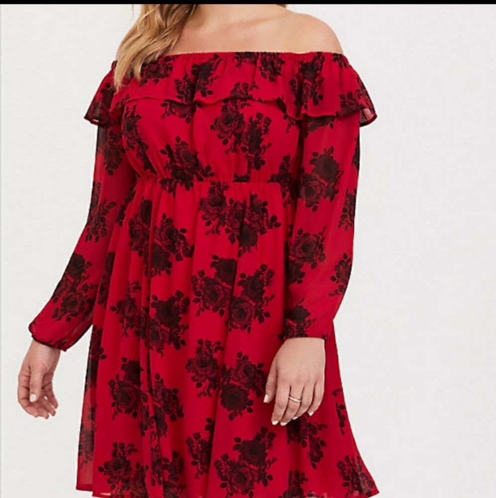 Torrid Black and Red Floral Chiffon dress